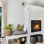 Matild - 250m From The Sea By Interhome