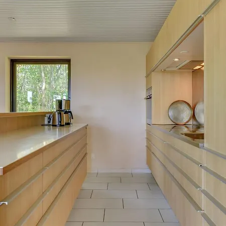 Holiday home Matild - 250m From The Sea By Interhome