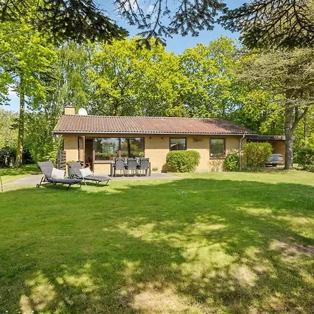 Matild - 250m From The Sea By Interhome